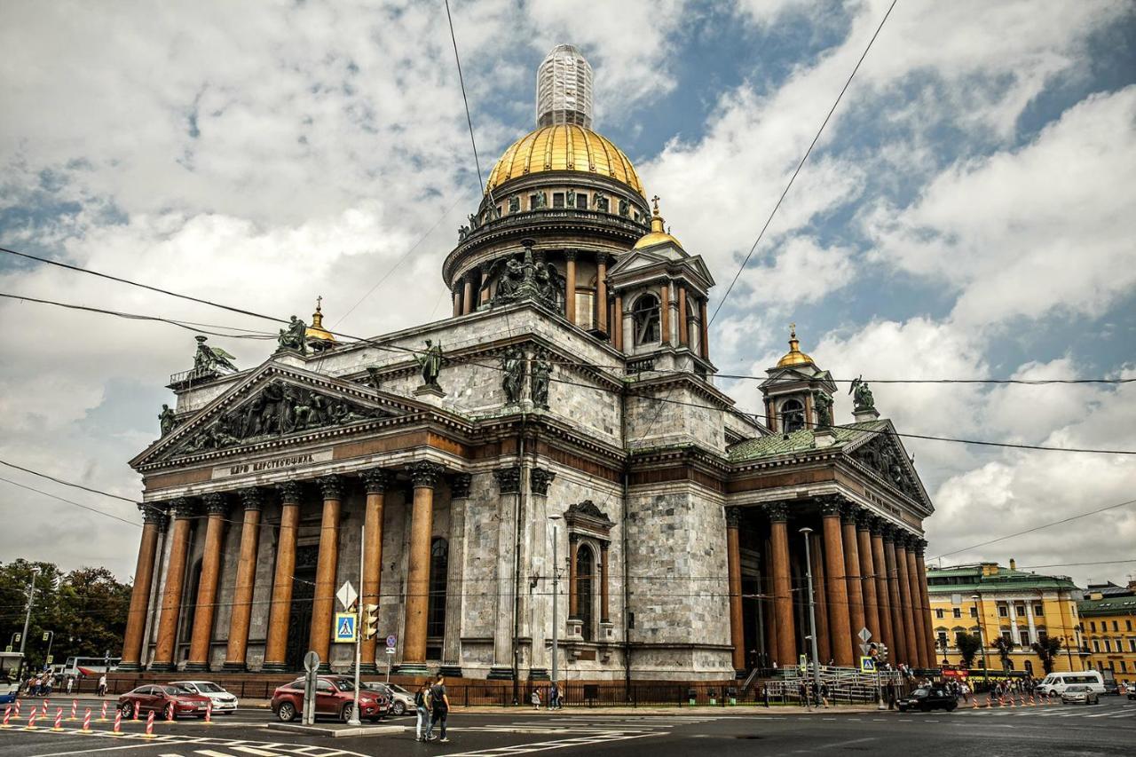 Hostel Antre St. Isaac'S Cathedral Санкт-Петербург Экстерьер фото